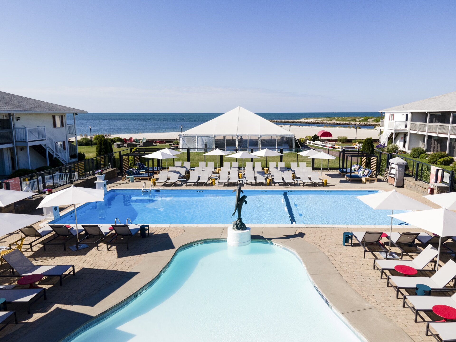 Red Jacket Beach Resort