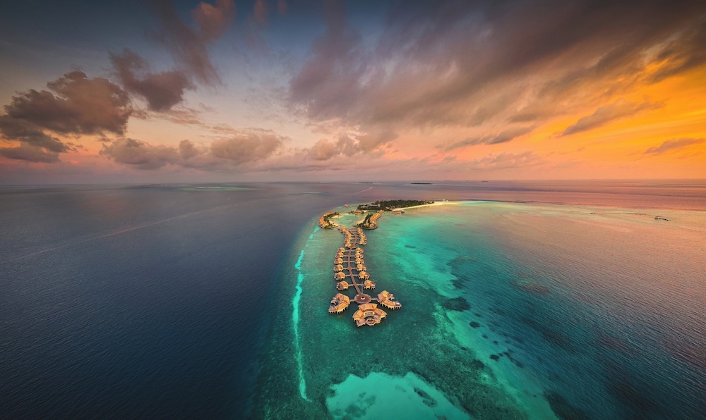 InterContinental Maldives Maamunagau Resort by IHG